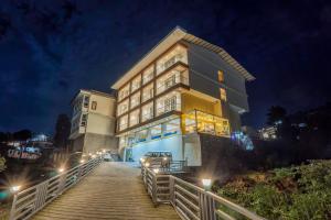 AHR Notting Hill The Mall, Mussoorie, 110 M From The Mall Road>>Mall Road, Mussoorie ,3 star