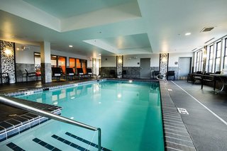 hampton inn and suites dupont