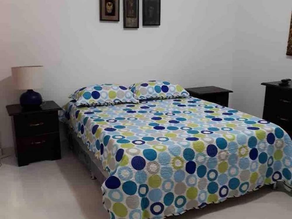 Malecon Cozy Private Room 8,,3 star