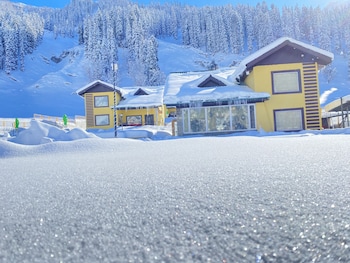 arco hotels and resorts sonmarg