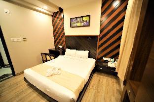 Palm Bliss International Hotel,Danapur,3 star