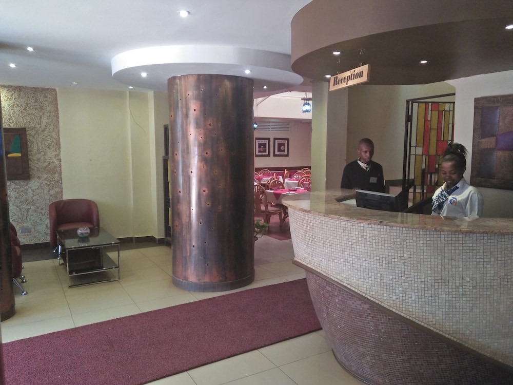 Tea Tot Paradise Hotel,,2.5 star