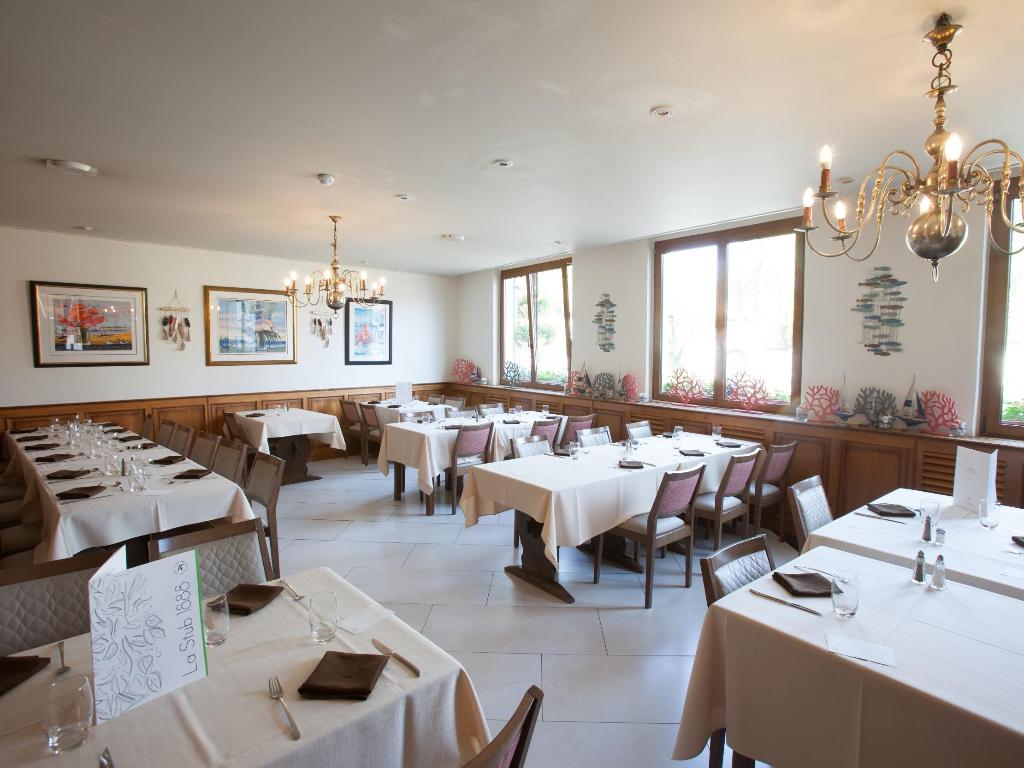 Logis Hotel Au Tilleul,,2 star
