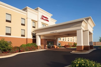 hampton inn and suites chicago st charles