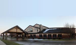 cmon inn hotel and suites