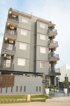 Hotel Grand Vitara,India>>Gurugram,2 star