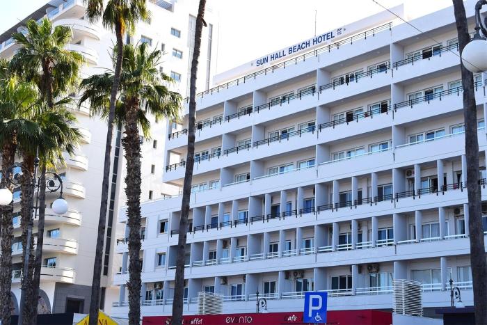 sun hall beach hotel apts