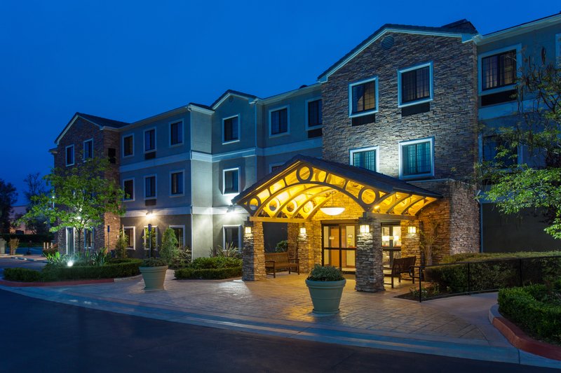 Staybridge Suites Lake Forest, An Ihg Hotel