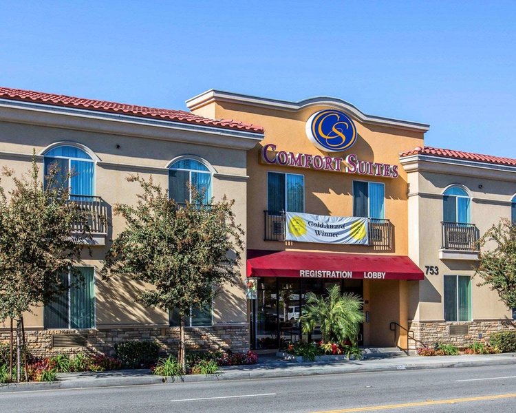 Comfort Suites Near City Of Industry - Los Angeles,La Puente>>El Monte,2.5 star