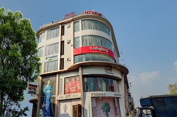 Hotel Park View Inn,Nada Khada,3 star