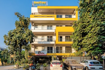 Lime Tree Luxury Studio,Sector 51,3 star