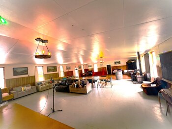 Camp Taringatura Backpackers,Dipton West>>Centre Bush,1 star