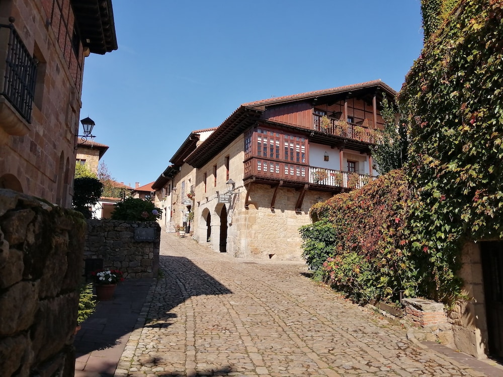 Posada La Casa Del Organista,Rasines>>Cantabria,3.5 star