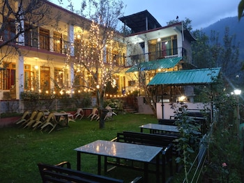 Madpackers Manali,Manali>>Kullu,3 star