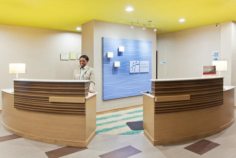 holiday inn express and suites warner robins north
