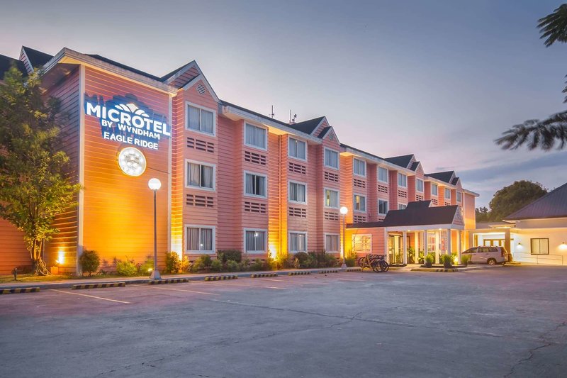 Microtel By Wyndham Eagle Ridge,Batangas City>>Amadeo,3 star