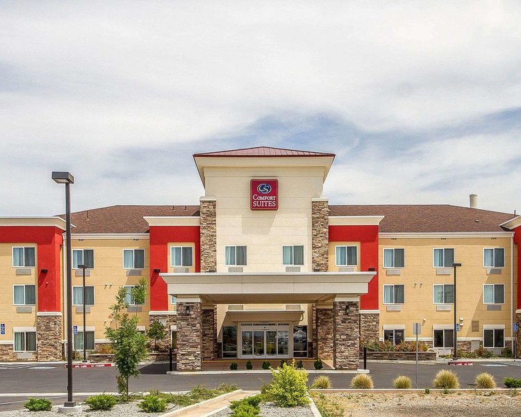 Comfort Suites Redding - Shasta Lake,Shasta>>Redding,2.5 star