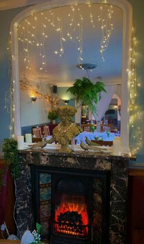 Thorverton Arms,Exeter>>Devon,3 star