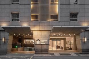 lakeshore hotel metropolis i