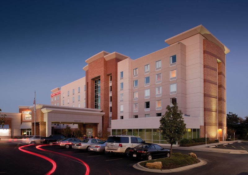 Hampton Inn & Suites St. Louis At Forest Park,St. Louis>>Maplewood,2.5 star