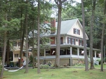 Brookview Manor Inn,Canadensis>>Barrett Township,3 star