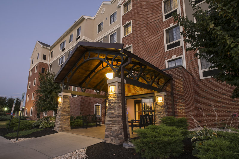 Staybridge Suites Harrisburg, An Ihg Hotel,Harrisburg>>Dauphin,3 star