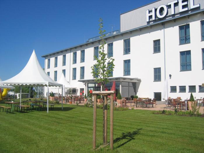 Mc Airea - Airporthotel,Alfen>>Ahden,4 star