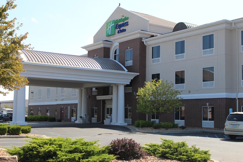 Holiday Inn Express & Suites Sedalia, An Ihg Hotel,Missouri>>Clinton,2.5 star