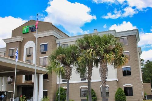 holiday inn express and suites douglas by ihg