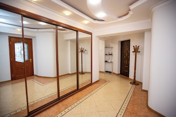 apartment with baku city and f1 view