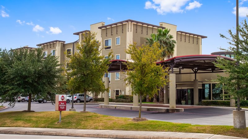 Best Western Plus Lackland Hotel & Suites,San Antonio>>Lackland Air Force Base,2.5 star