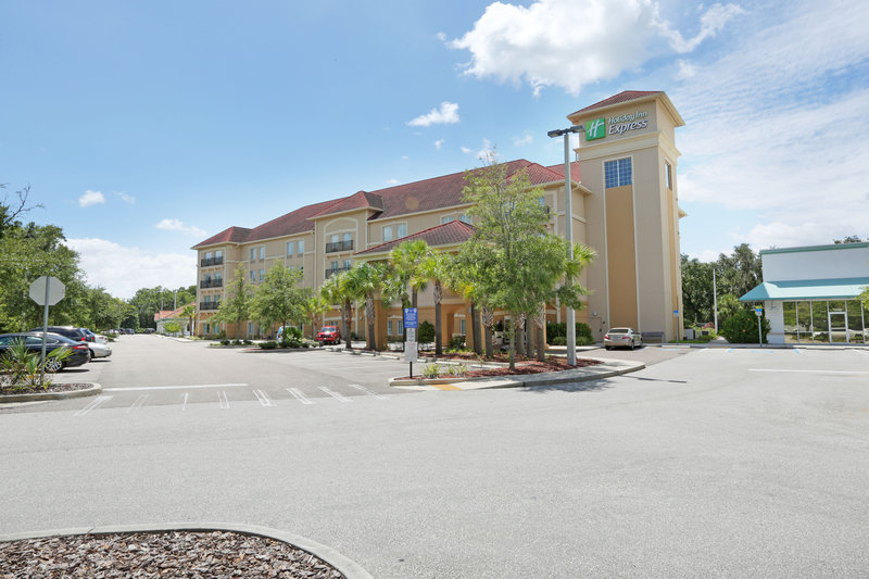 Holiday Inn Express Tampa North,Tampa>>Hillsborough County,2.5 star