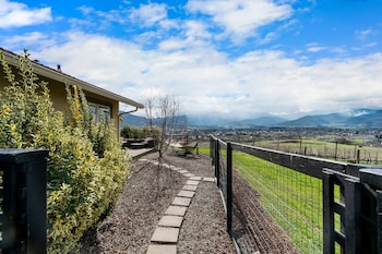 Dream Cottage At Paschal Winery,Central Point>>Ashland,3 star