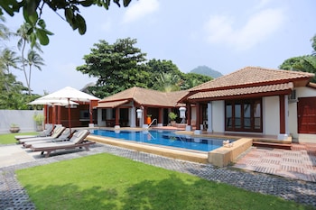Pao Jin Poon Beach Front Villa,Near Hin Ta And Hin Yai,4 star