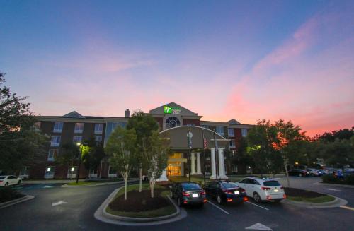 Holiday Inn Express Hotel & Suites Charleston-North By Ihg,Charleston International Airport>>Charleston,3 star