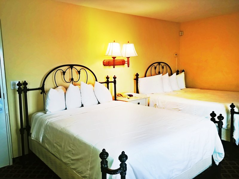 emerald shores resort