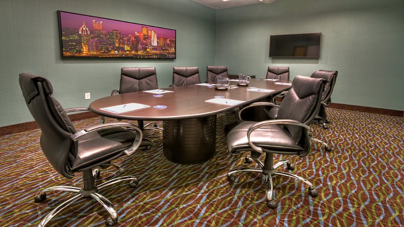 Holiday Inn Express And Suites Pittsburgh Sw - Sou,Cecil Township>>Canonsburg,2.5 star