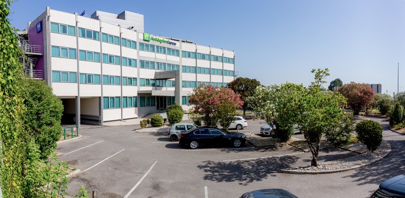 holiday inn express lisbon airport by ihg
