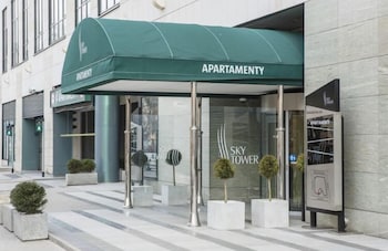 Apartments In Sky Tower With Bathtub Near The Window,Wroclaw>>Krzyki,0 star