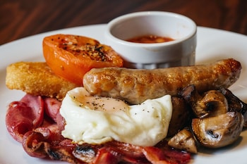 The Mount Country Manor Hotel & Golf,Dudley>>Birmingham,4 star