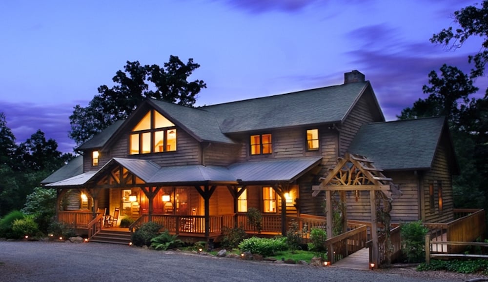 Bent Creek Lodge Bed & Breakfast,Asheville>>Arden,3 star