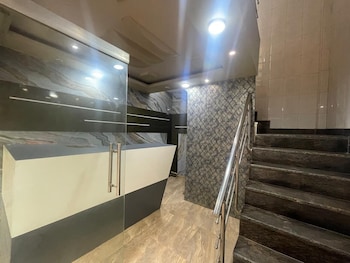 Grand Darbar,India>>Banda,2 star
