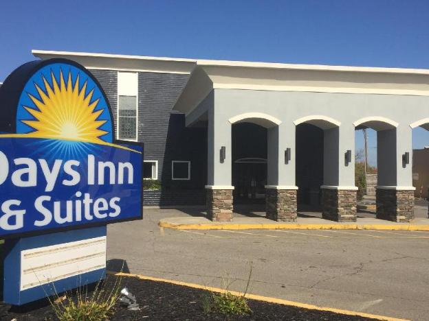days inn and suites by wyndham cincinnati north