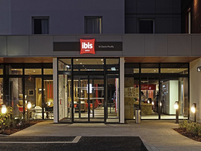 Ibis Saint Genis Pouilly Geneve,Near Serves Golf Club,3 star