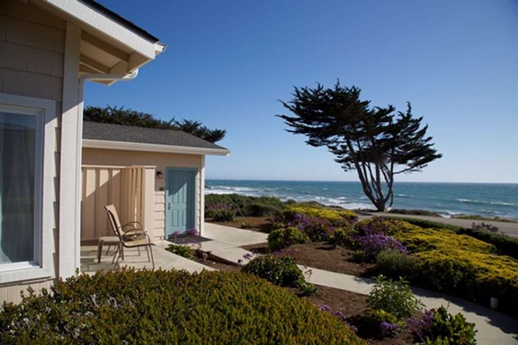 cambria landing inn and suites