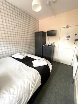 The Crown And Cushion,Eton>>Berkshire,3 star