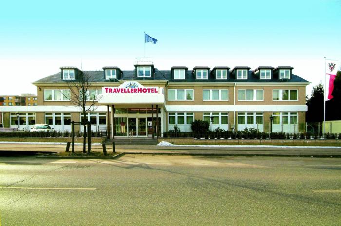 traveller hotel