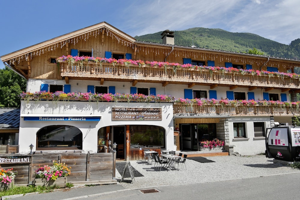 Hotel Restaurant Le Saint Antoine,Haute-Savoie>>Beaurepaire,3 star