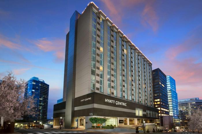 Hyatt Centric Arlington,Arlington County>>Arlington,4 star