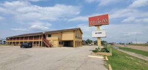 Antlers Inn,,1 star